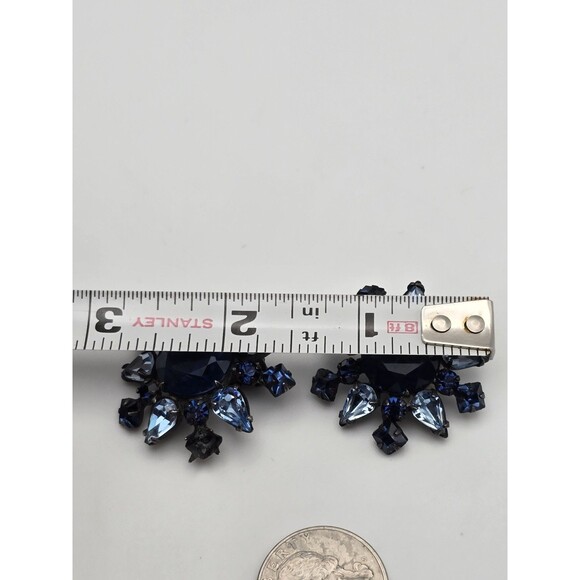Vintage Signed Schreiner NY Earrings – Sapphire Blue Rhinestones Starburst... - Picture 6 of 14